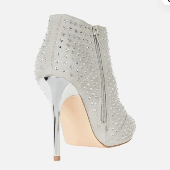 Steve Madden Primerra Booties - Picture 4 of 15